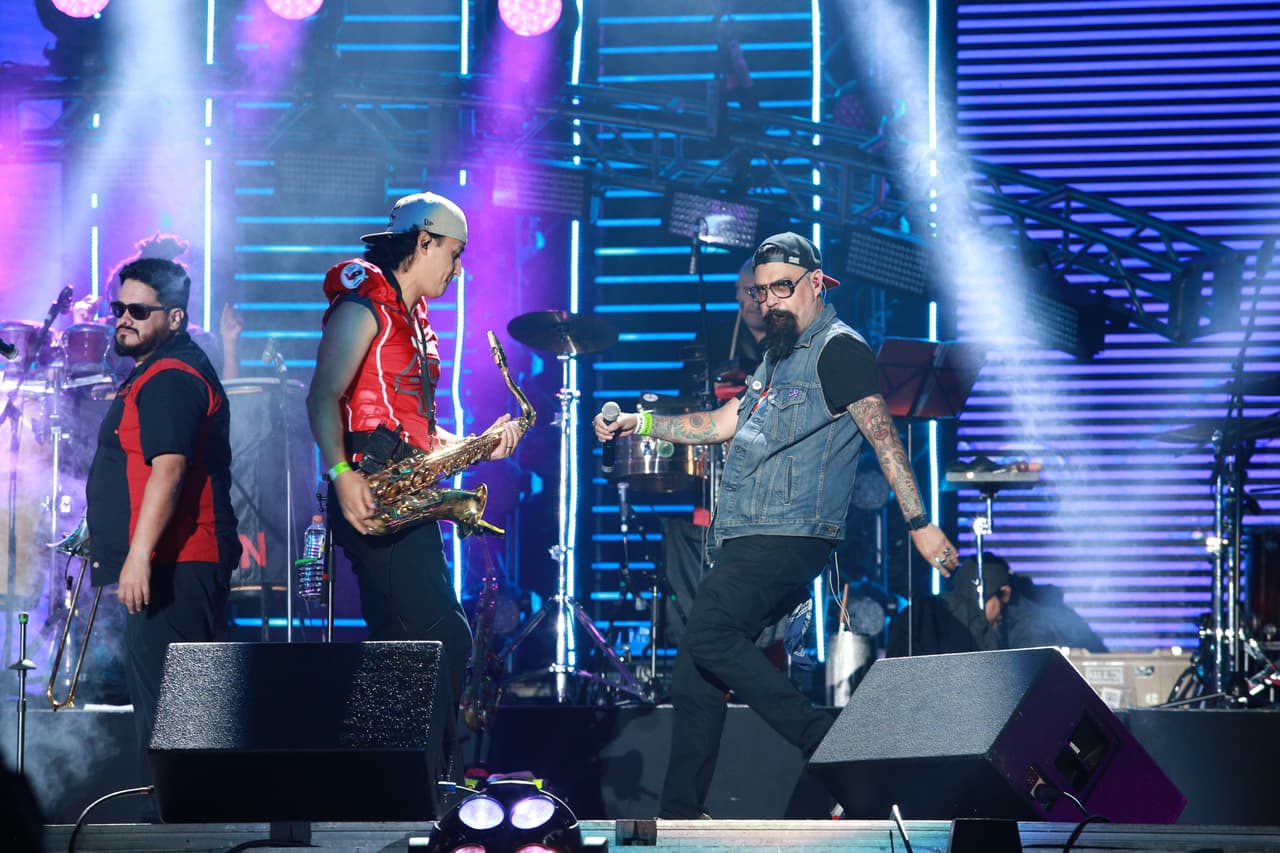 El ska de Panteón sonó fuerte en el Azteca