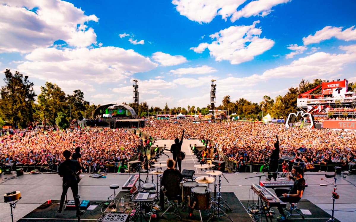 Este año en el Tecate Emblema se presentarán Enrique Iglesias, Robbie Williams, The Chainsmokers, Black Eyed Peas, One Republic y más.