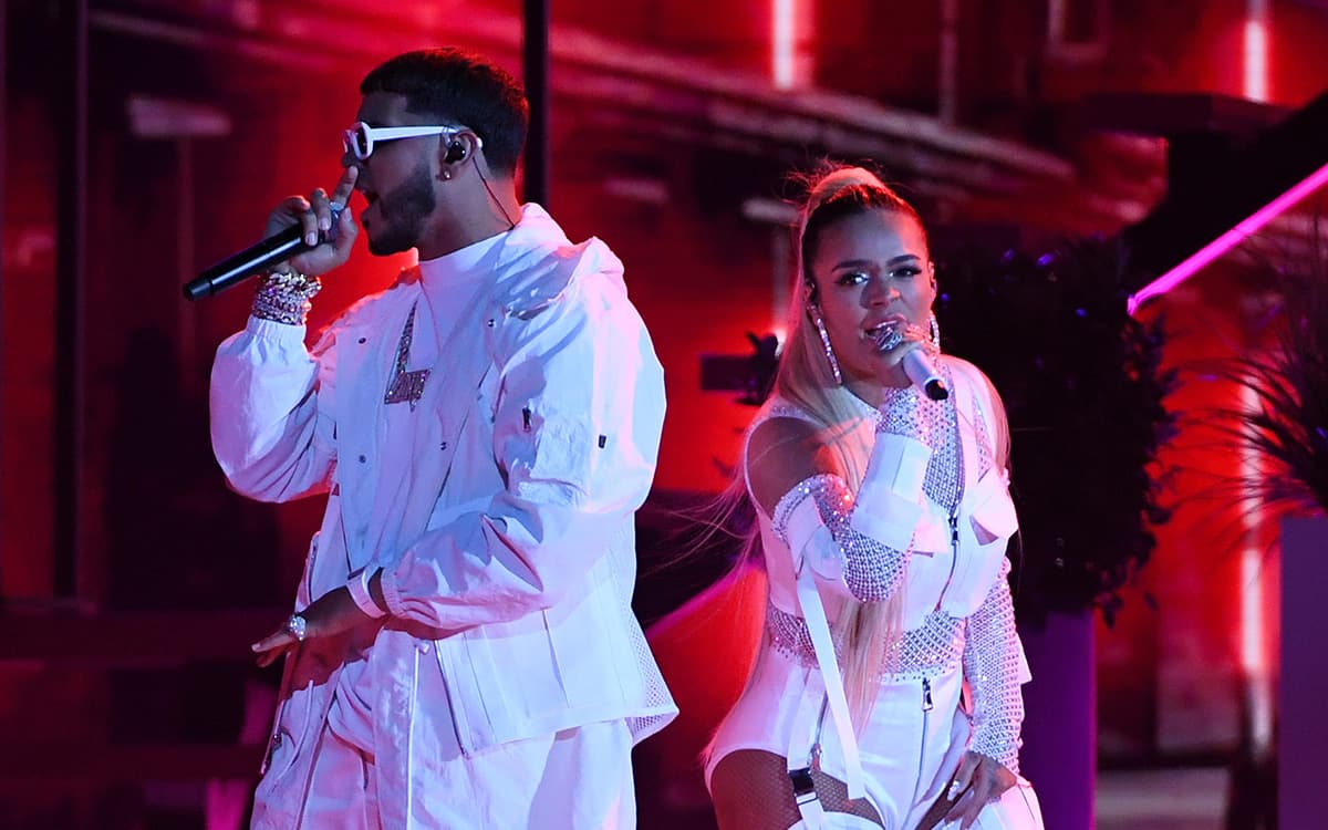 Anuel AA asegura que desde hace tiempo quedó “súper bien” con Karol G