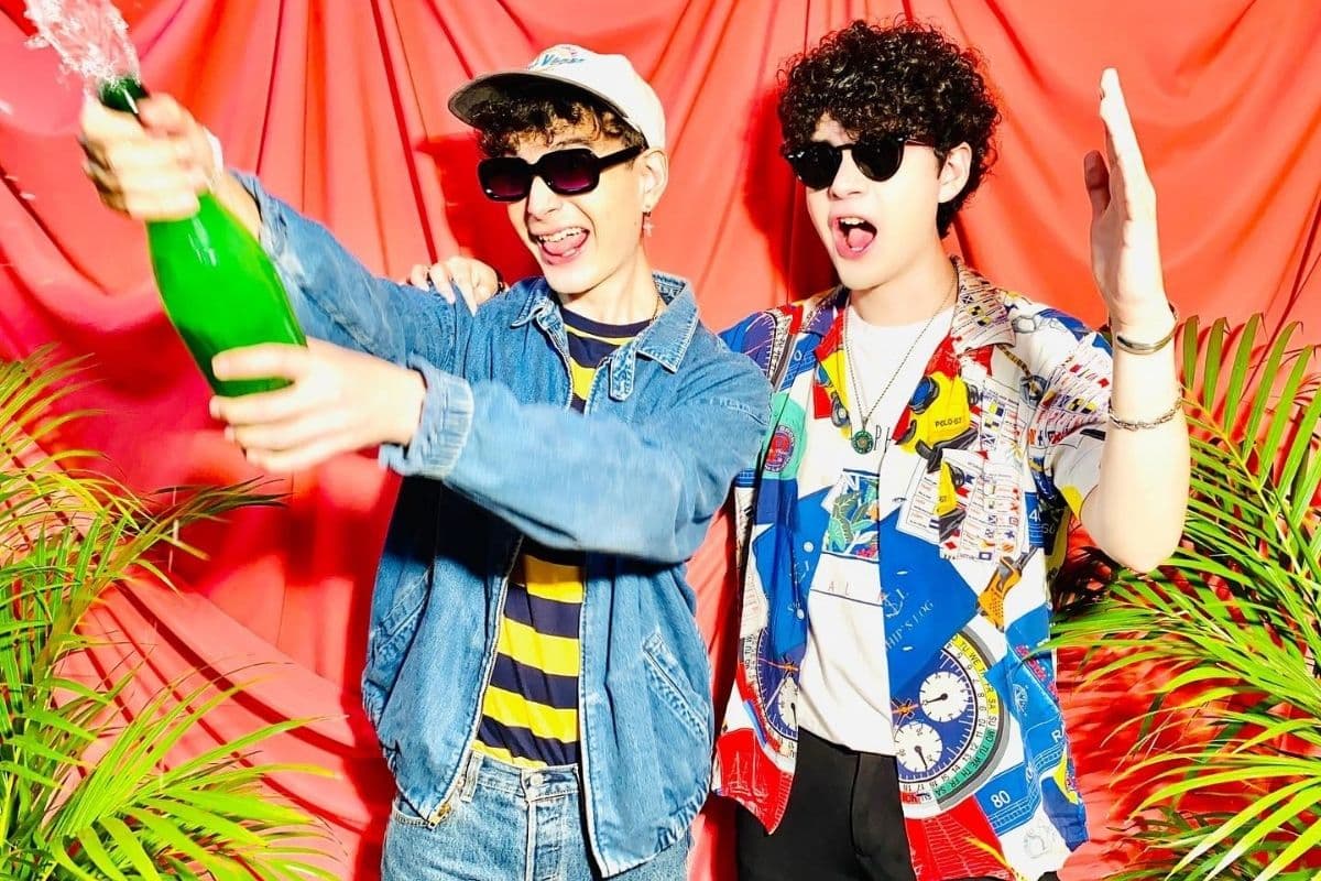 Palmera Beach: el dúo mexicano de dream pop playero, conformado por los hermanos Cristhian y Yorchi