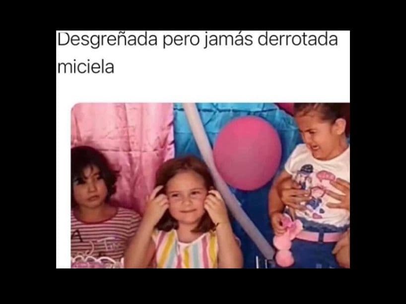 "Desgreñada pero jamás derrotada" es la descripción perfecta para la niña después de la pelea.