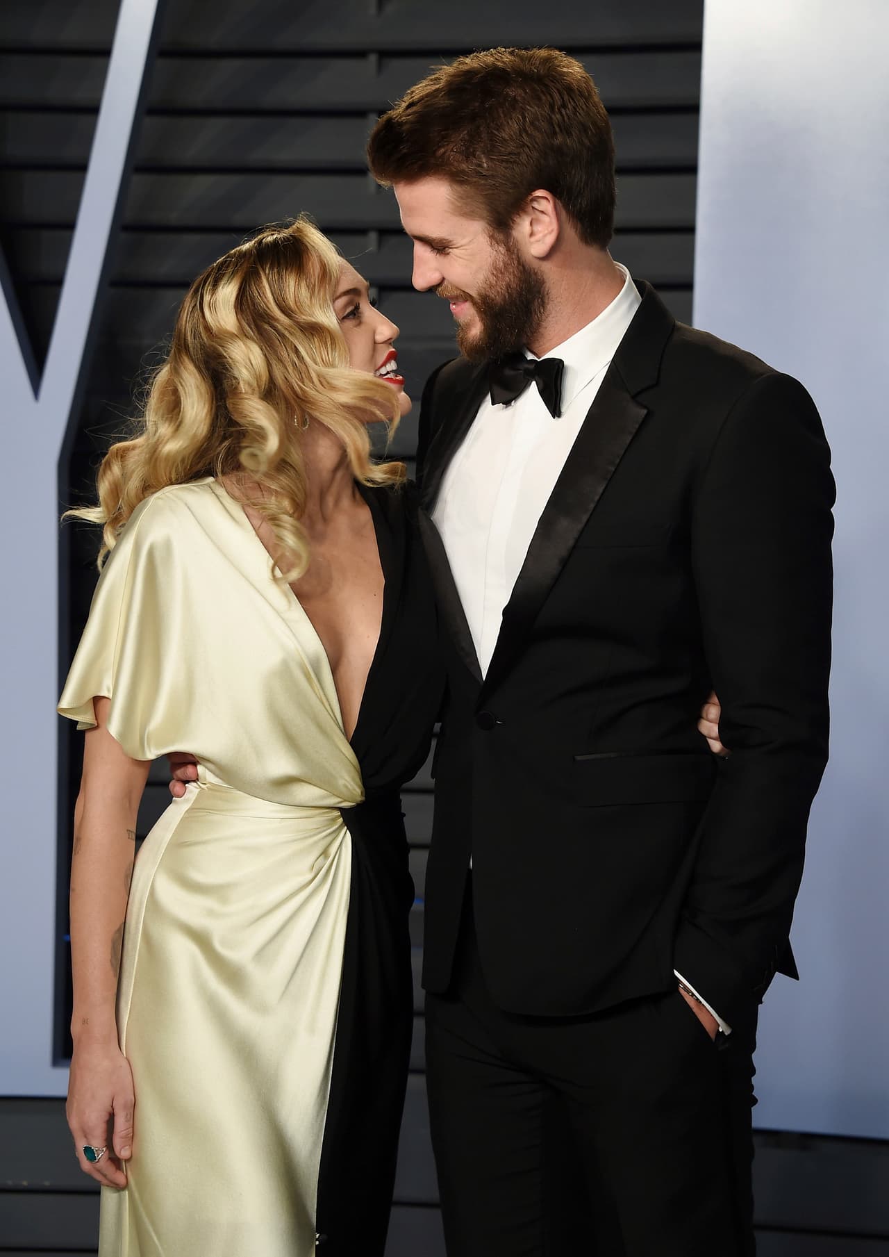 Liam Hemsworth dedica románticas palabras a su esposa Miley Cyrus