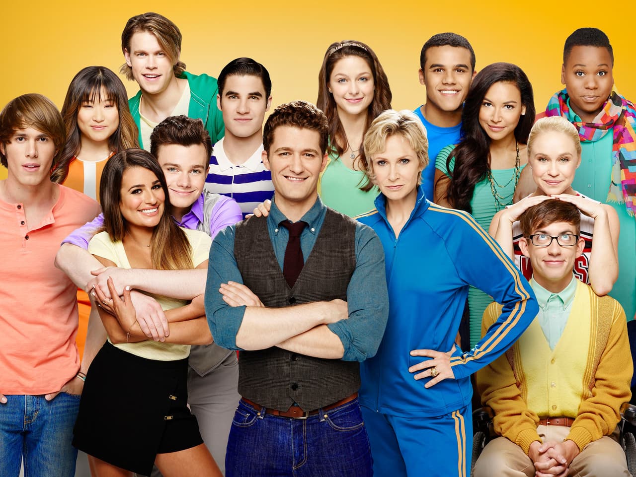 La serie de 'Glee' tuvo mucho éxito durante sus 6 temporadas, pero también ha estado rodeada de mucho dramatismo, casos de racismo, uso de drogas, suicidio por parte de uno de sus protagonistas y recientemente, la desaparición de la actriz Naya Rivera, tras ir a un lago con su hijo, este miércoles.