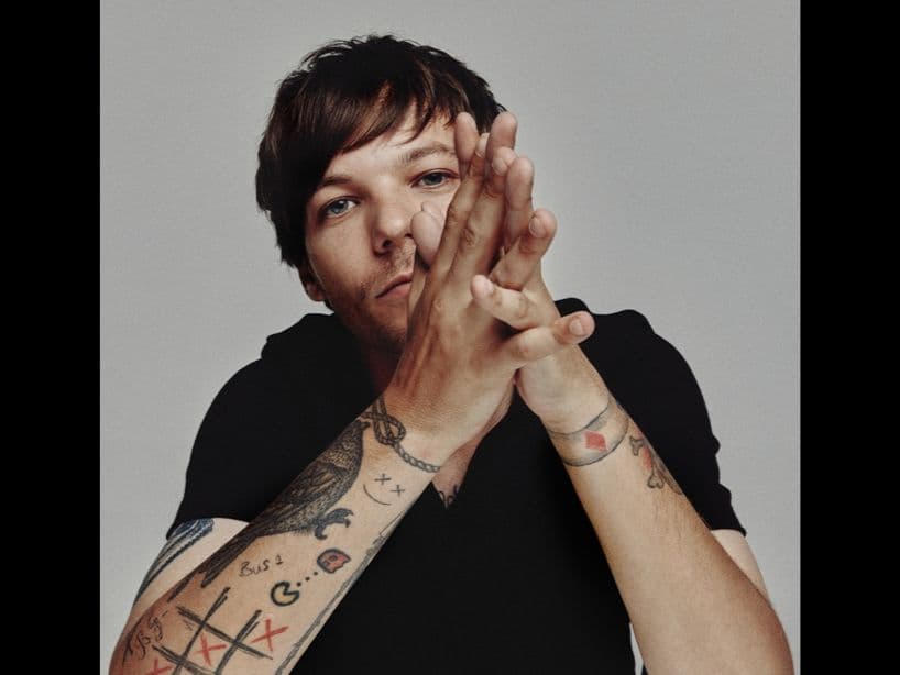 Tras cuatro años de ausencia en México, Louis Tomlinson regresó los Premios Telehit 2019 como solista.