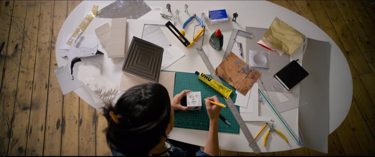 'Abstract: The Art of Design' es una serie documental que habla del arte y del diseño contemporáneo de la mano de algunos de los diseñadores de con más prestigio en el mundo. Toda la primera temporada está disponible en YouTube.