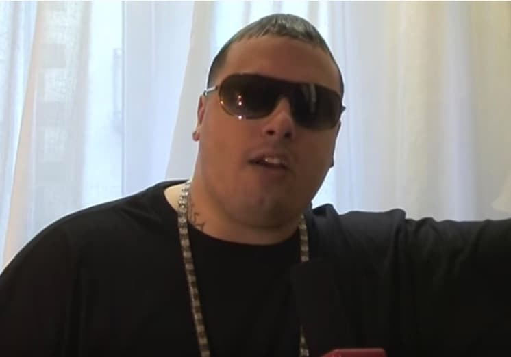 Nicky Jam se mudó de Estados Unidos a Colombia entre 2007 y 2010 para cumplir su sueño de dedicarse a la música. Hace 9 años se veía completamente diferente a como luce hoy en día.