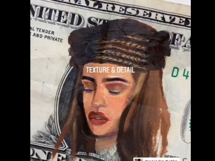 La razón que hizo que sus diseños fueran visualizados por miles personas fue que su versión de Rosalía llegó hasta los ojos de la cantante española, quien compartió el diseño a través de sus historias de Instagram.