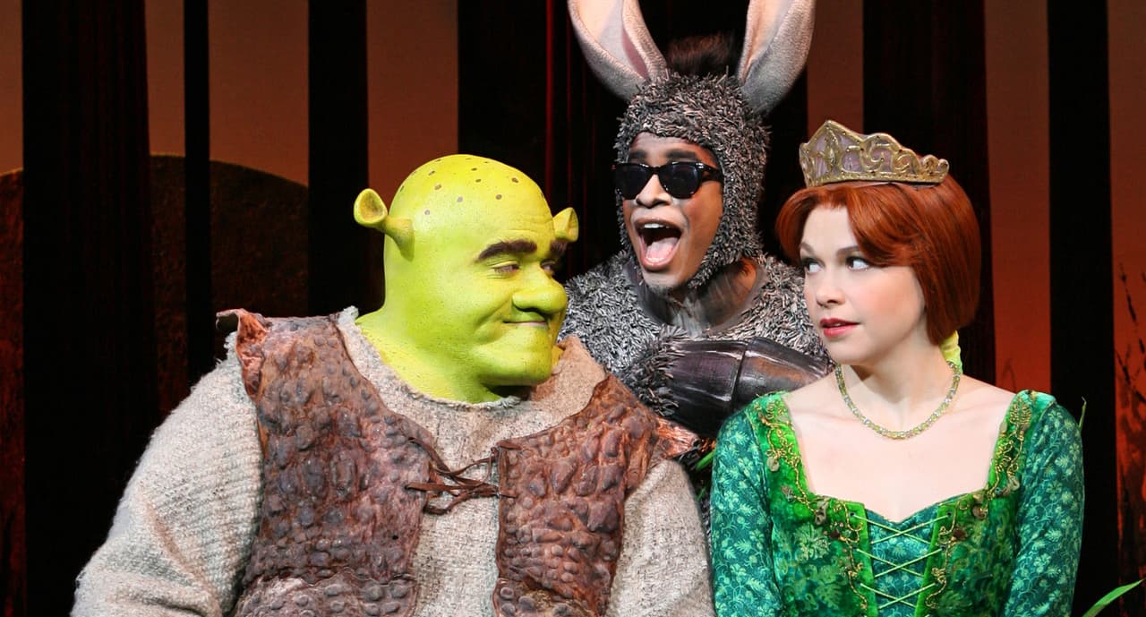 <b>'Shrek: el musical': </b>Porque no es suficiente con siete contenidos animados, también puedes ver este musical de Broadway, ganador de un premio Tony, que adapta la historia de Shrek al teatro.
