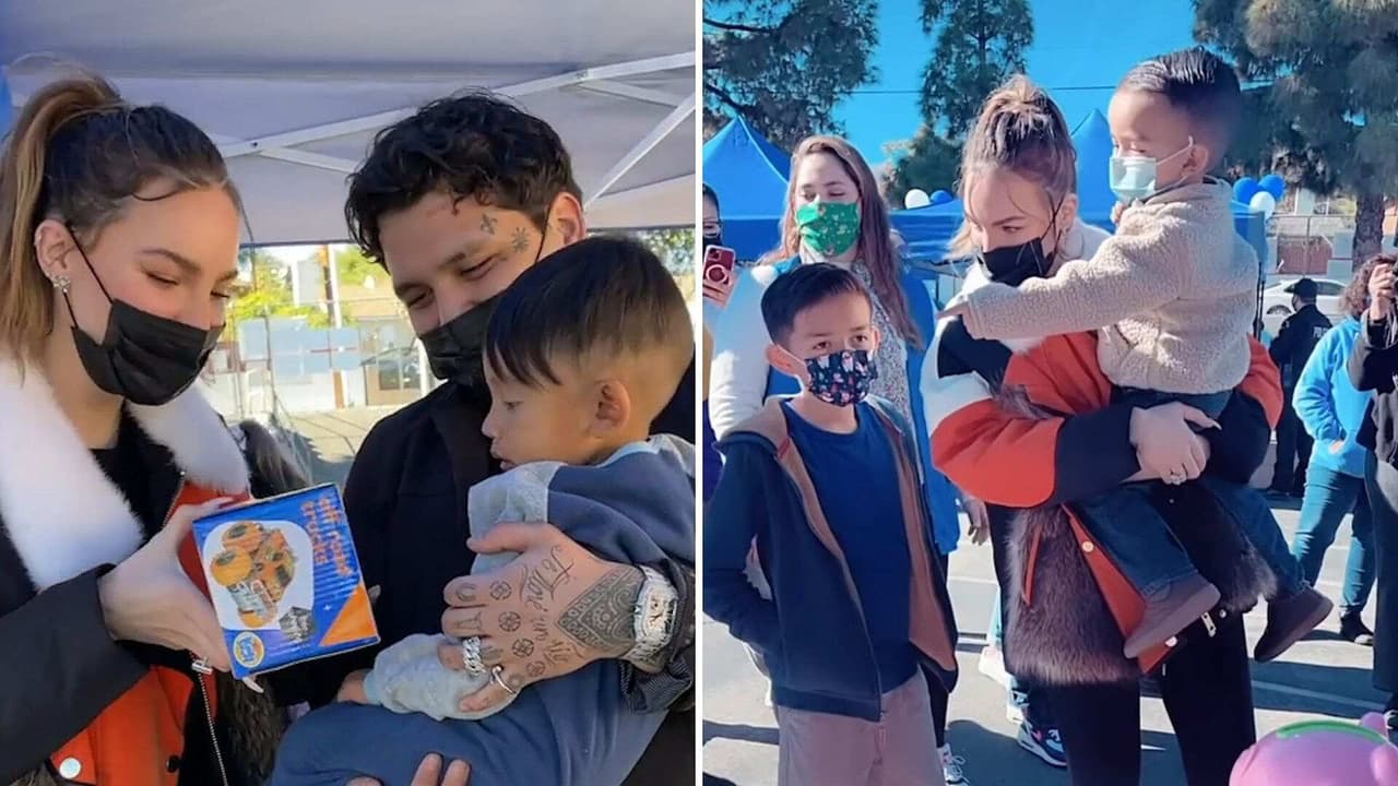 Belinda y Nodal se lucen al sorprender a niños de bajos recursos con regalos de Navidad
