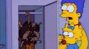 Como ese maravilloso momento en el capítulo del monorriel cuando Marge encontró una familia de zarigüeyas y Homero respondió "A la grande le puse Cuca".