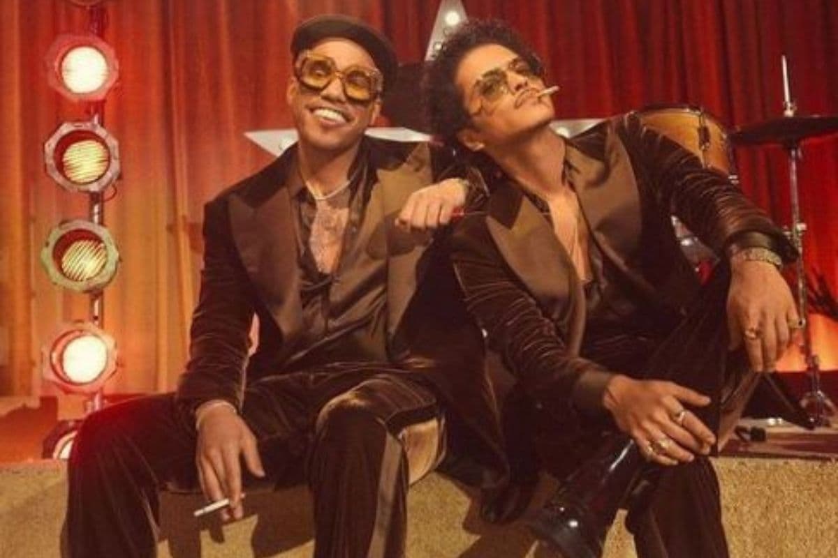 Anderson .Paak y Bruno Mars lanzan disco en conjunto como Silk Sonic