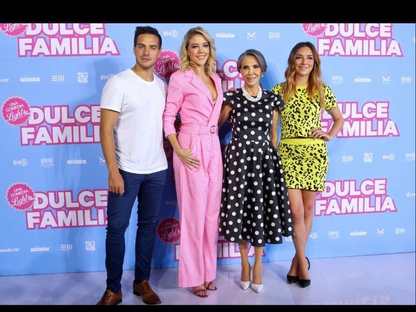 Dulce Familia llevó nuevamente a Regina Blandón al cine. La película fue dirigida por Nicolás López y es una comedia sobre cinco mujeres de distintas generaciones y sus respectivos miedos, desórdenes alimenticios, dietas y adicción al azúcar. Contó con las actuaciones de Florinda Meza y Fernanda Castillo.