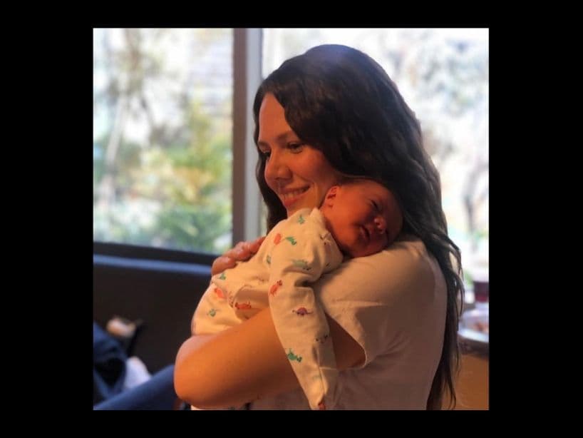 Joy Huerta se convirtió en mamá recientemente y desde entonces, no ha dejado de compartir tiernas fotografías de su hija Noah.