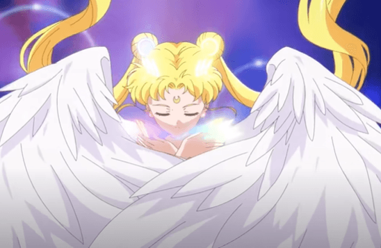 La película de 'Pretty Guardian Sailor Moon' está basada en la entrega animada del 2014 de 'Sailor Moon Crystal', por lo que es una continuación en la historia de dicha serie.
<br>Obviamente por el paso del tiempo, las animaciones fueron hechas con mejor tecnología y muestran a las Guardianas del Amor y la Justicia en todo su esplendor con la ayuda de efectos visuales.