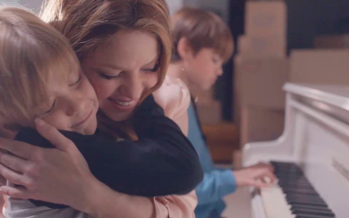 Milan y Sasha cantan “Acróstico”, la nueva canción de su mamá Shakira