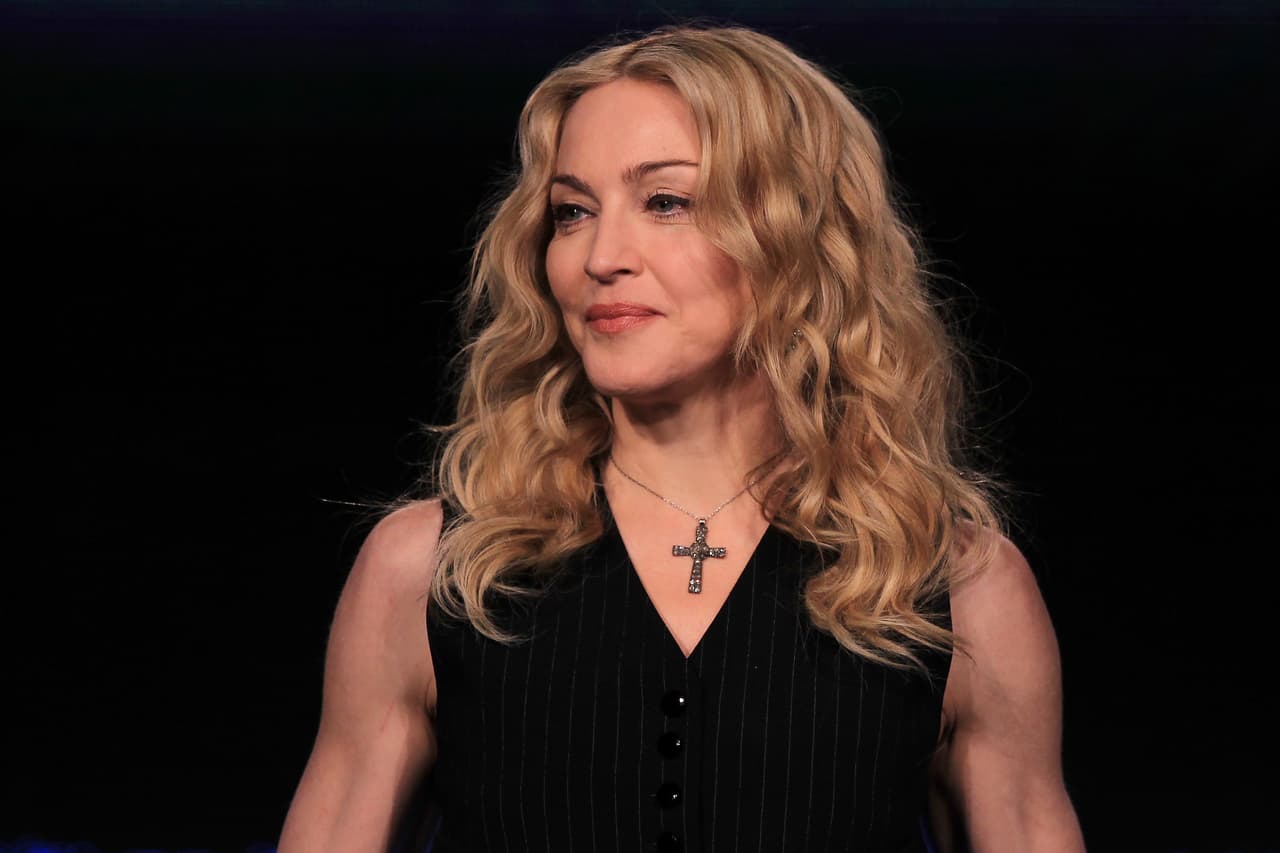 Madonna se va de fiesta y expone a sus amigos al haber estado enferma de coronavirus