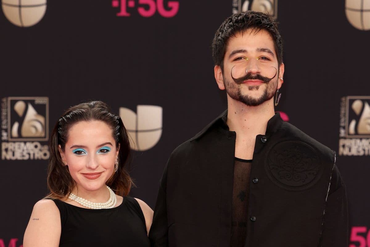 Evaluna y Camilo en Premio Lo Nuestro 2022