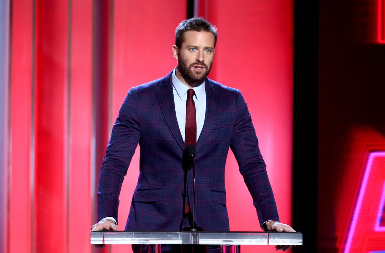 Armie Hammer fue señalado de caníbal.