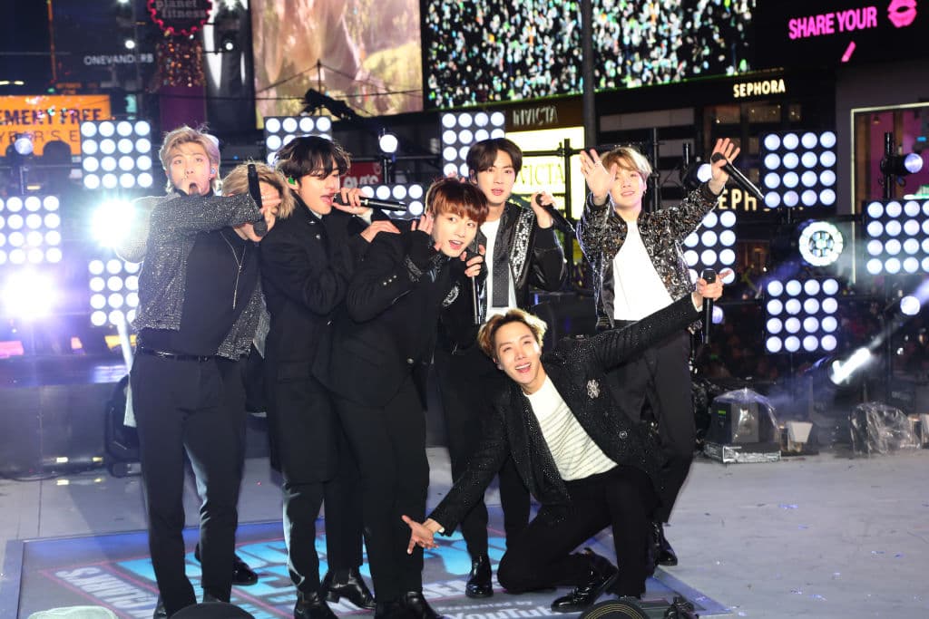 NEW YORK, NEW YORK - DECEMBER 31: BTS performs during the Times Square New Year's Eve 2020 Celebration on December 31, 2019 in New York City. (Photo by Manny Carabel/FilmMagic)