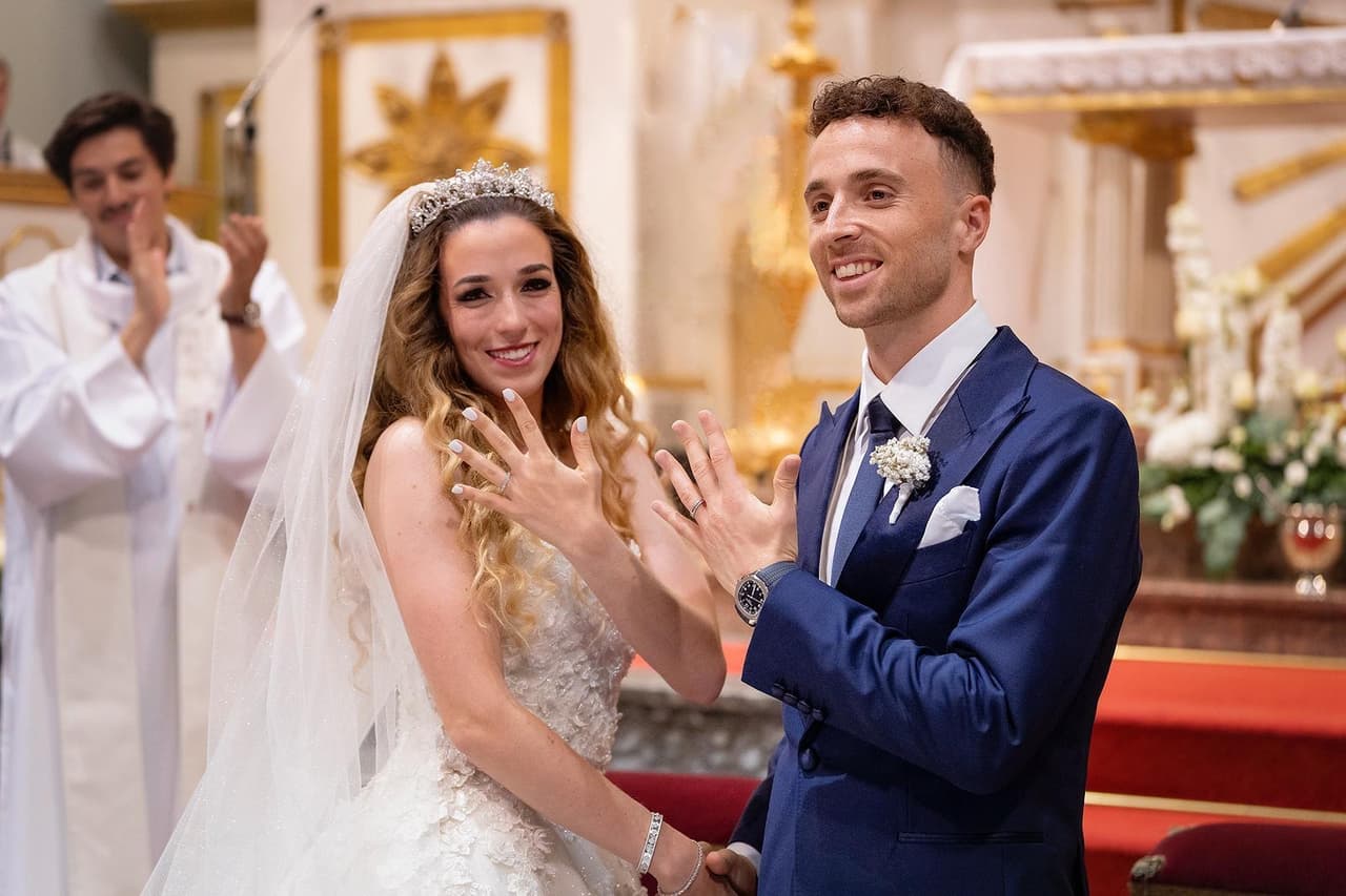Solo 10 días de casados: la historia de Rute Cardoso y Diogo Jota, el futbolista del Liverpool fallecido
