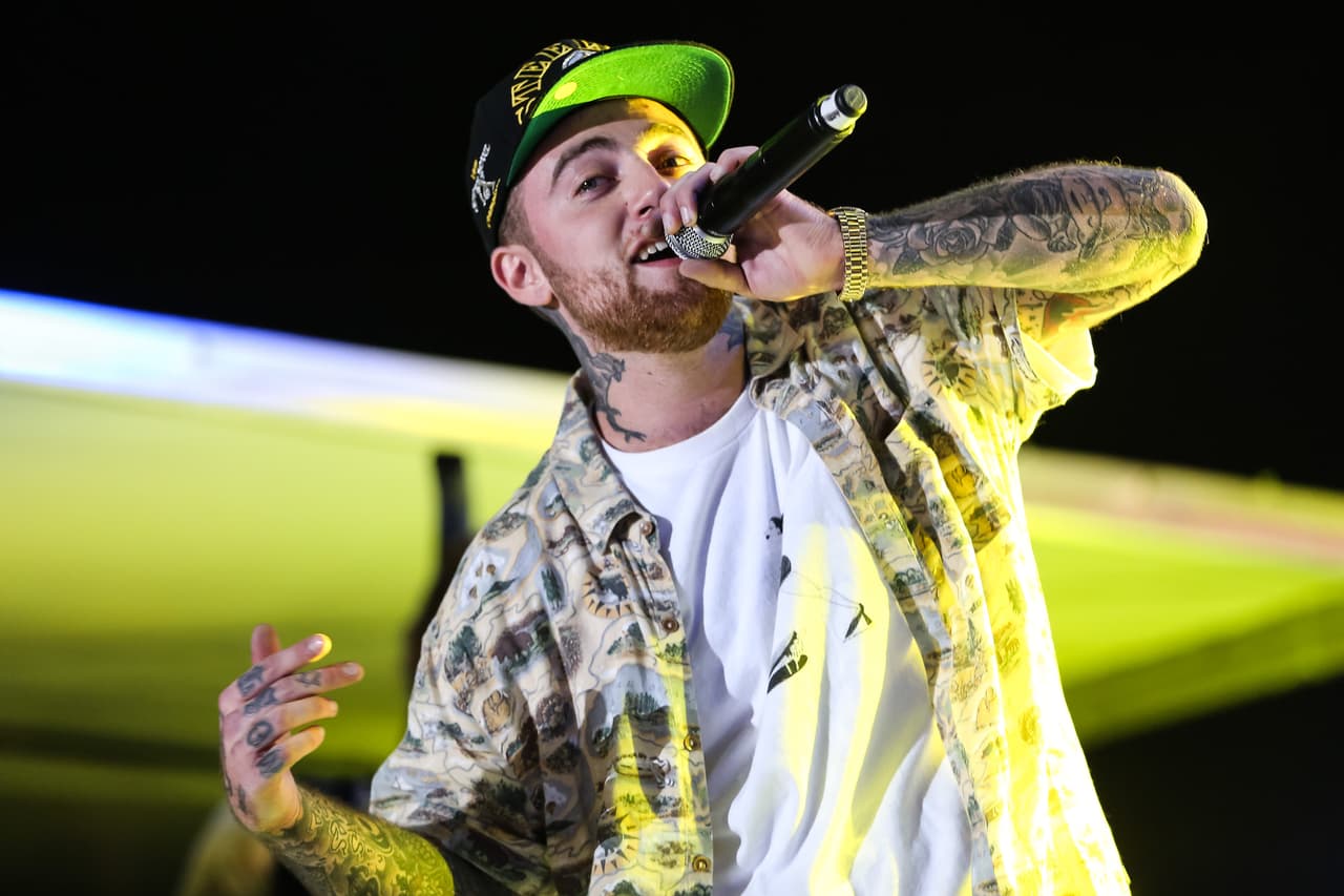 LOS ANGELES, CA - NOVEMBER 08: Rapper Mac Miller performs at Camp Flog Gnaw at Los Angeles Coliseum on November 8, 2014 in Los Angeles, California. (Photo by Chelsea Lauren/WireImage)