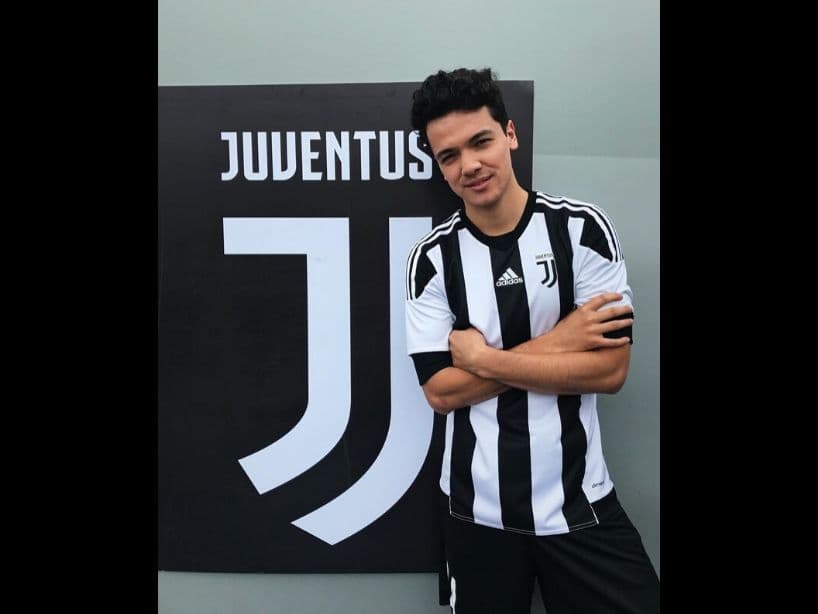 A través de su cuenta de Instagram compartió su pasión por el equipo de la liga italiana, Serie A, Juventus. Incluso pudo visitar el “Juventus Stadium” antes de fallecer.