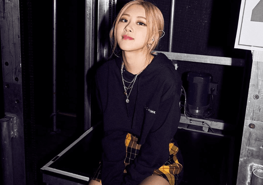 Roseanne Park, más conocida por su nombre artístico Rosé, es australiana y de origen coreano.