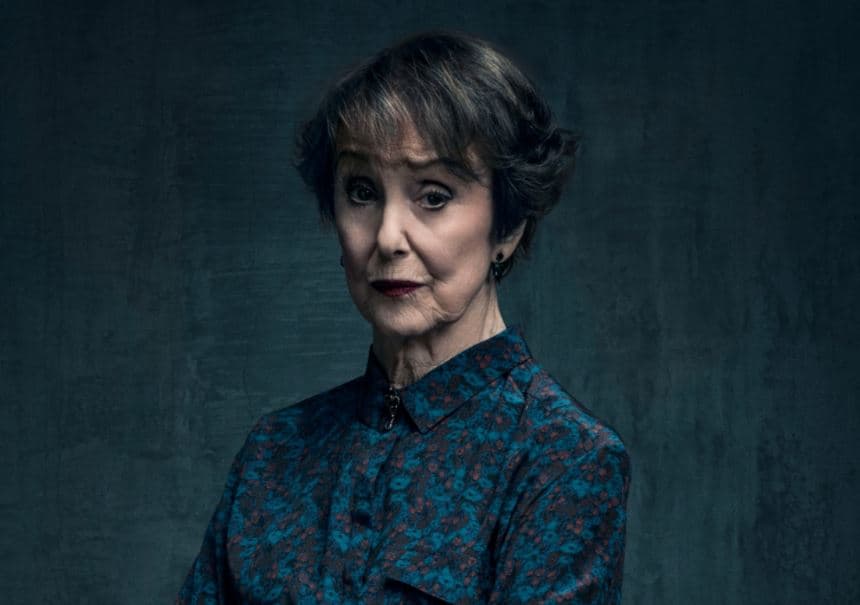 Una Stubbs interpretó a la 'Señora Hudson' en Sherlock
