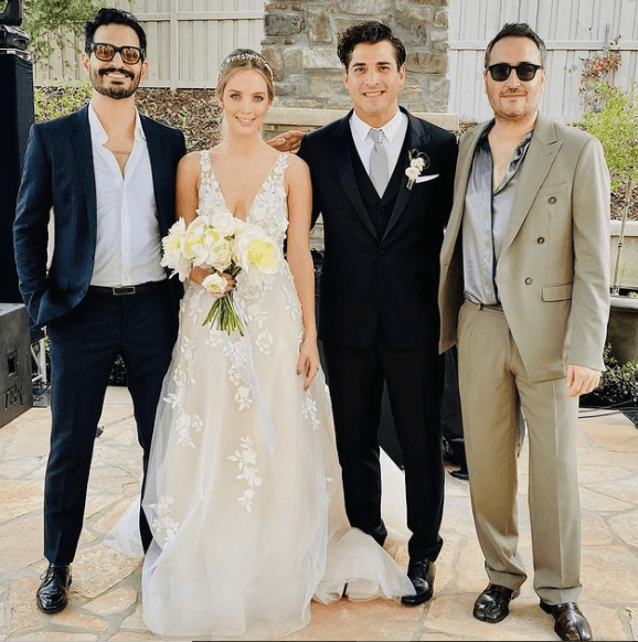 Como canción romántica de Reik, así la boda de Julio tras 6 años de relación con su novia