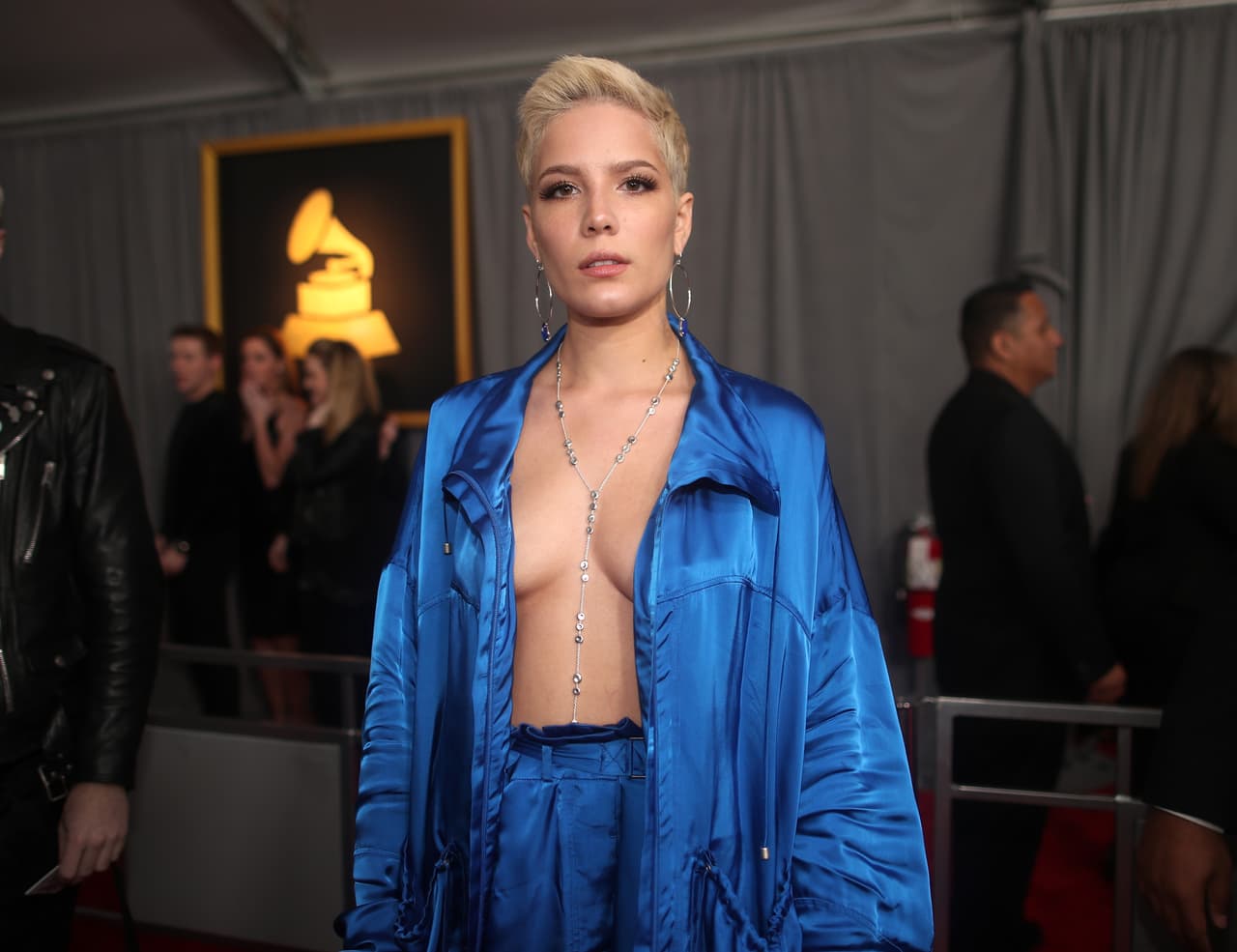 En 2017 llegó "Hopeless Fountain Kingdom", su segundo álbum de estudio que incluía una colaboración con Lauren Jauregui. El disco se posicionó en el primer lugar del Billboard 200 en la semana de su lanzamiento.