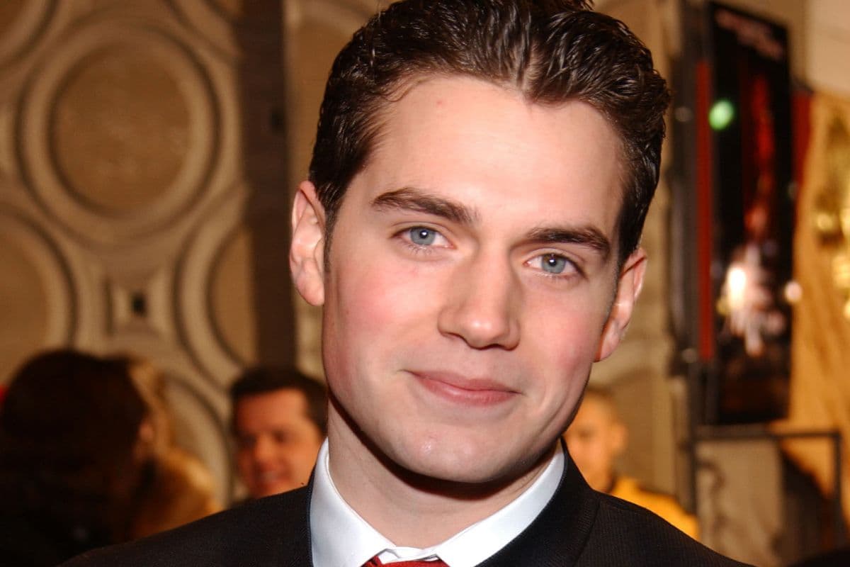Henry Cavill en el estreno de The Count of Monte Cristo en Los Ángeles, 2002