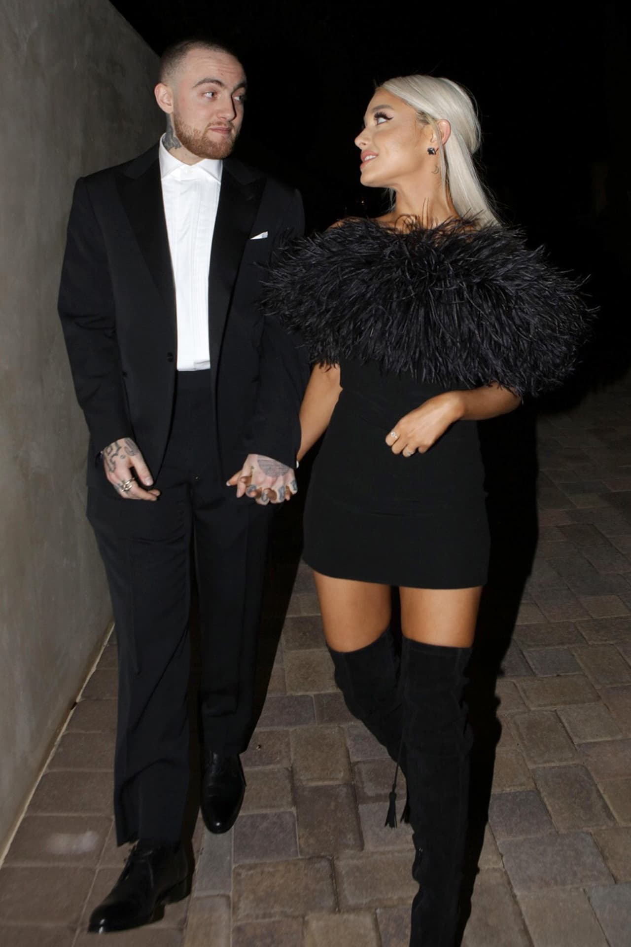 De Halloween a ropa de gala, la pareja conformada por la cantante y el rapero siempre se vio espectacular.