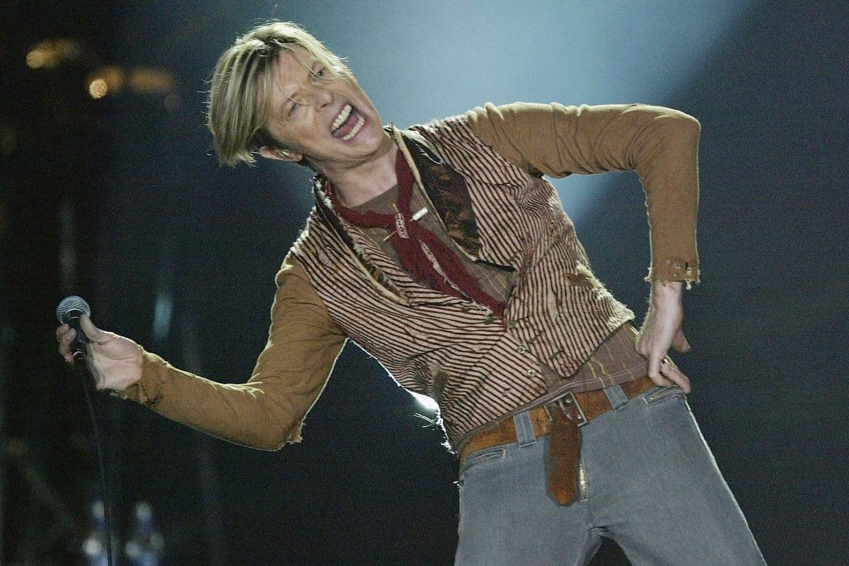 David Bowie en concierto, 2003