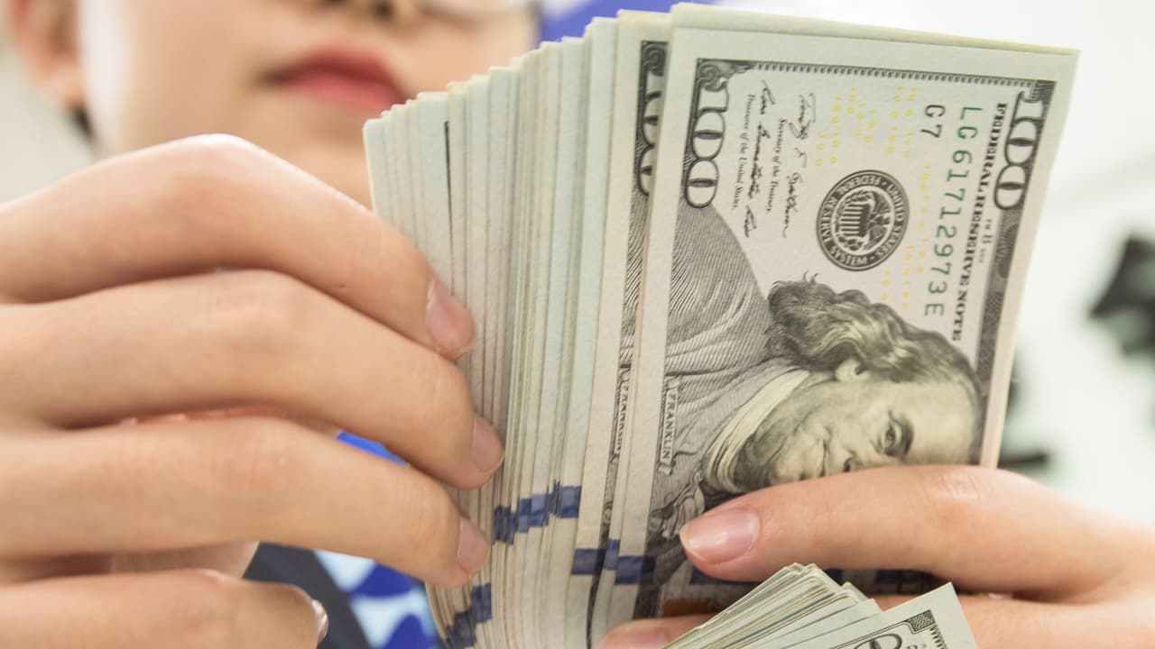 Desde el 1 de julio sube el salario mínimo a trabajadores de Chicago: ¿en cuánto queda?