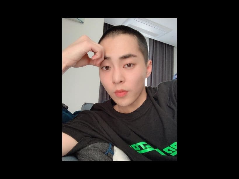 Kim Min Seok, conocido como Xiumin, es integrante de EXO y desde el 7 de Mayo fue reclutado; junto con D.O., son los dos de la banda de K-Pop que no estarán presentes en los próximos dos años.