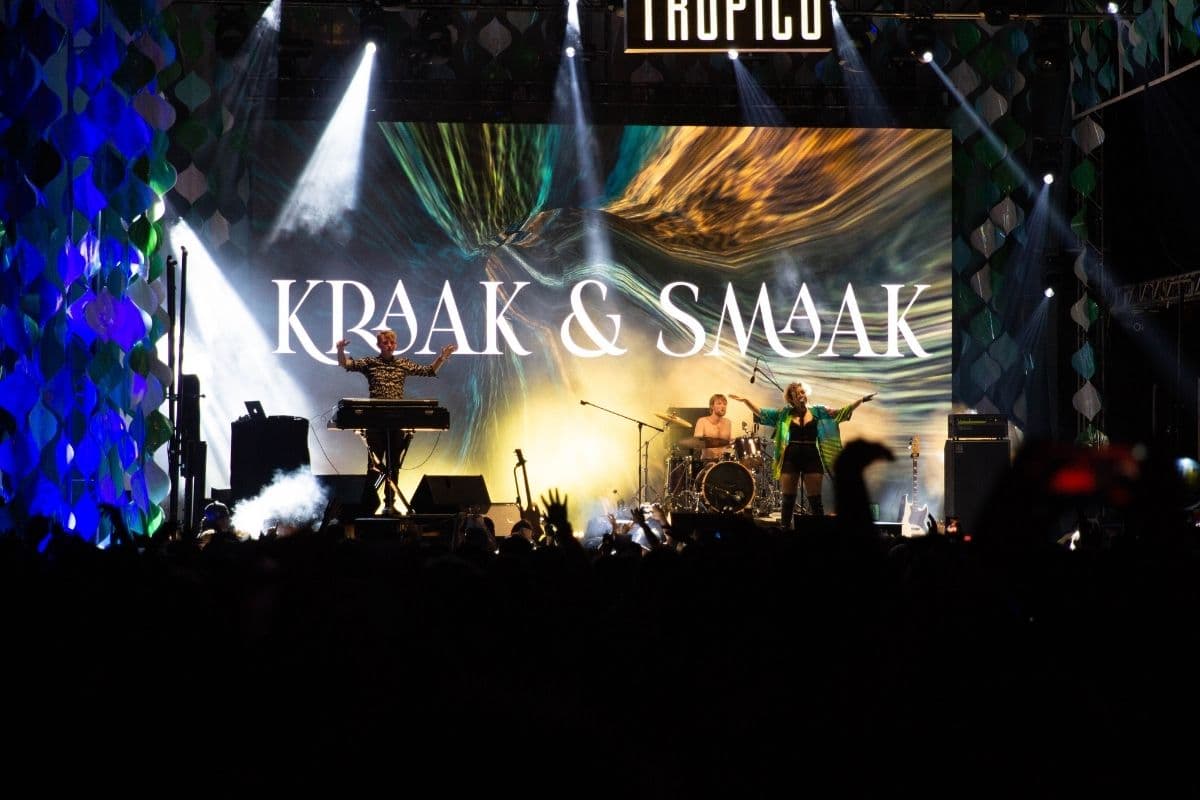 Kraak & Smack se presentó el viernes por la noche.