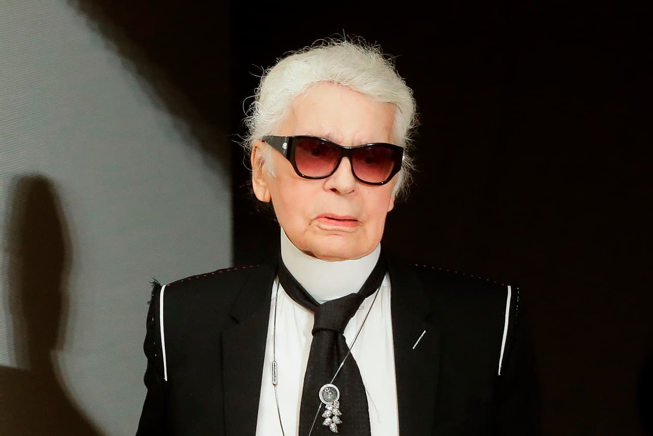 Muere Karl Lagerfeld, icónico diseñador de moda