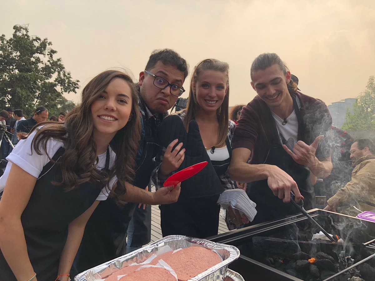Ceci Flores, Boom, Luciana y Alexandre disfrutaron de un delicioso asado