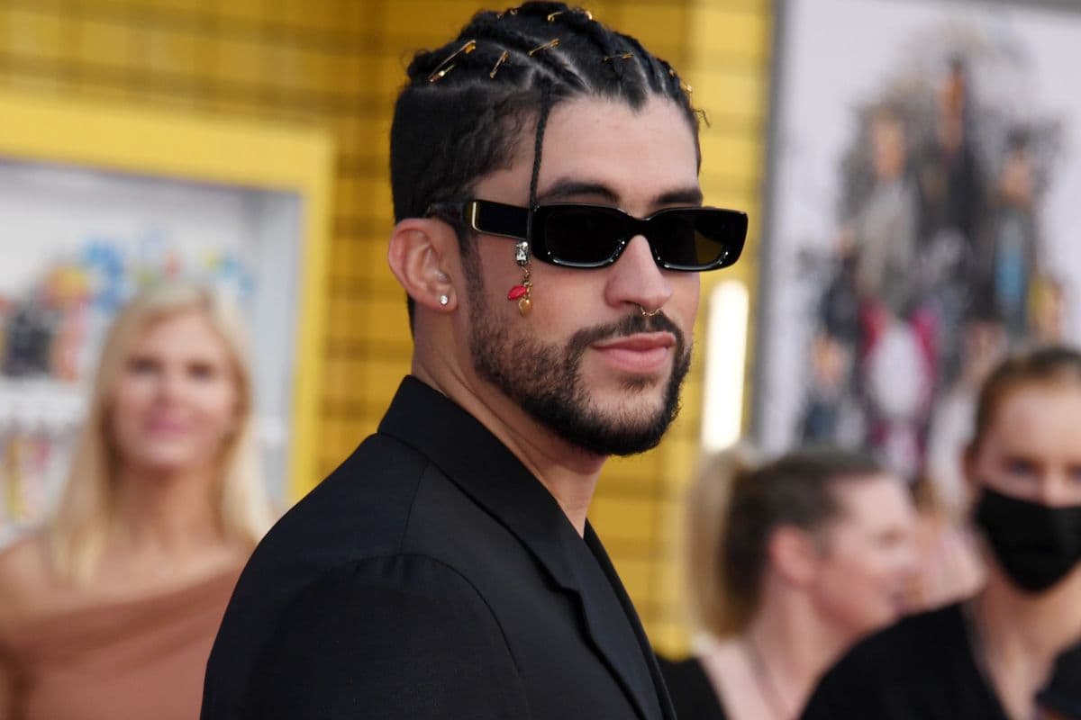 Bad Bunny en la alfombra roja de 'Tren Bala', 2022