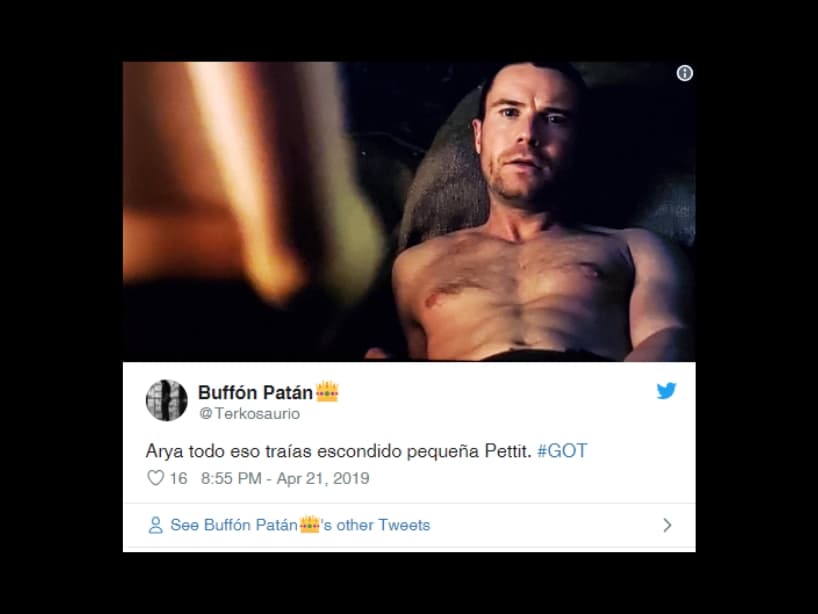 En el segundo capítulo de la octava temporada de la serie, Arya Stark se desnudó.