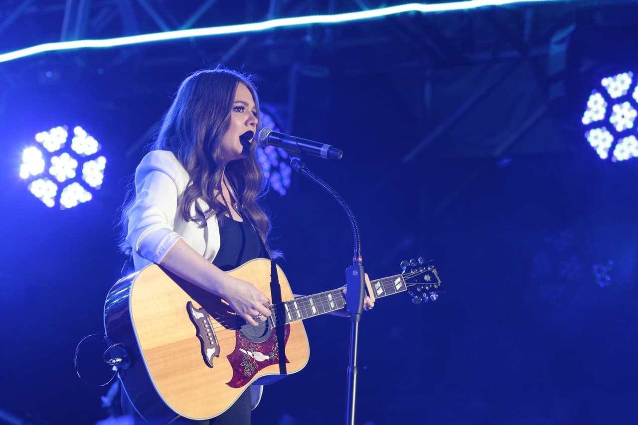 Jesse y Joy debutó en el 2005