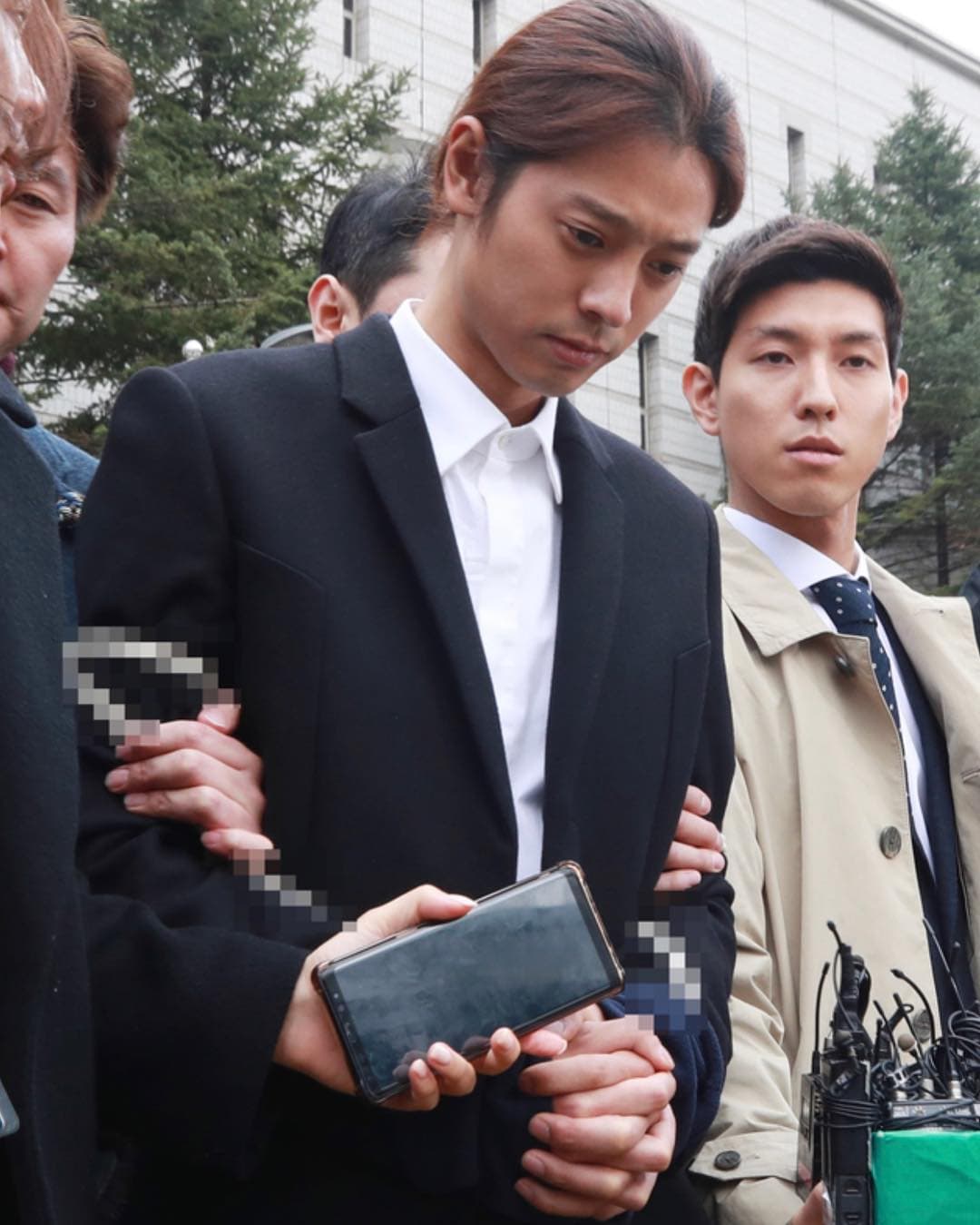 Jung Joon-Young fue arrestado por los videos sexuales que grabó y distribuyó.
