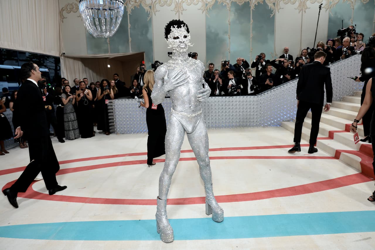 NEW YORK, NEW YORK - MAY 01: Lil Nas X attends The 2023 Met Gala Celebrating "Karl Lagerfeld: A Line Of Beauty" at The Metropolitan Museum of Art on May 01, 2023 in New York City. (Photo by Jamie McCarthy/Getty Images)