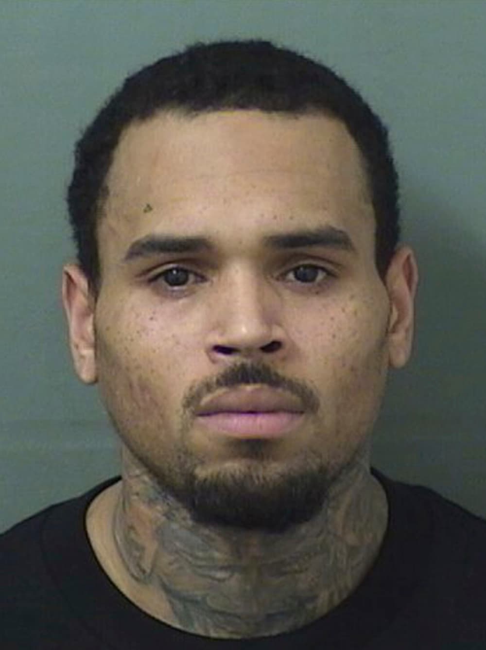 Chris Brown vuelve a enfrentar serias acusaciones