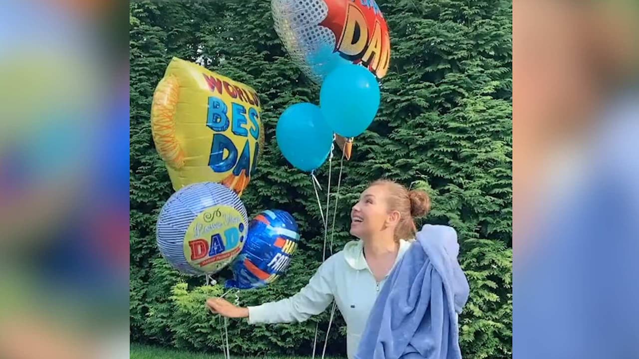 Con pompis de payaso: Así celebra Thalía el día del padre