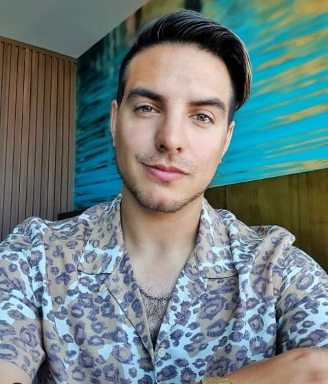 Vadhir Derbez