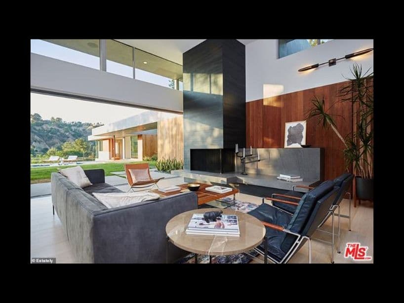 Las áreas comunes y el área de las habitaciones tienen acceso directo a la alberca.