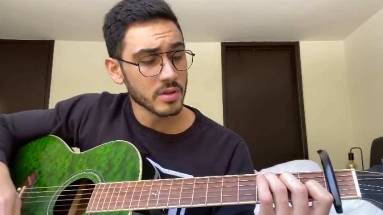 Alex Speitzer interpreta ‘Te vi venir’ de Sin Bandera y sus fans ya quieren que saque un disco