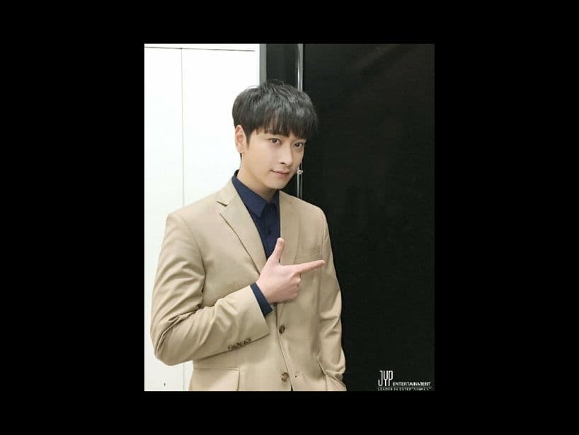 Hwang Chansung, quien desde el 2008 es integrante de 2PM, inició el 11 de Junio con el servicio militar.La única manera en que un coreano se pueda librar de esta obligación, es "mejorarando el prestigio nacional", o sea como artista ganar un reconocimiento nacional importante o como deportista obtener una medalla en una competencia cuatrienal.