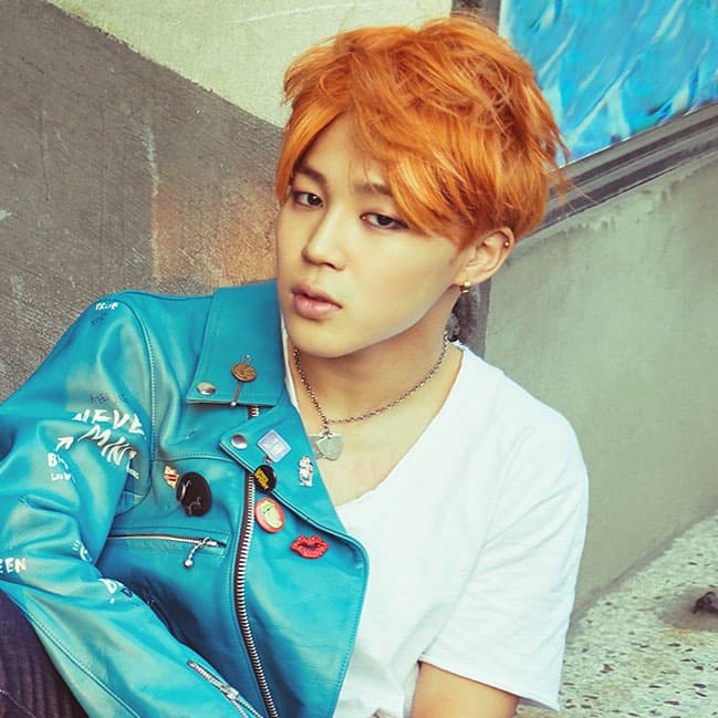 Park Ji-min, conocido como Jimin, debutó como integrante de BTS en 2013. Nació en Corea del Sur y desde pequeño, mostró gusto y talento por el baile y canto.